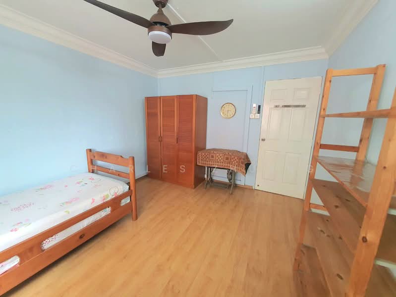 796 Yishun Ring Road, 796 Yishun Ring Road, Sembawang / Yishun, Room Rental, 142 sqft, HDB Flat For Rent, by Charles Zhuang, 500235994 - Bedroom - PropertyGuru.com.sg