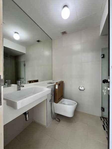 Southbank, 883 North Bridge Road, 463 sqft, Office For Sale, by Noelle Lim, 500236004 - Bathroom - CommercialGuru.com.sg