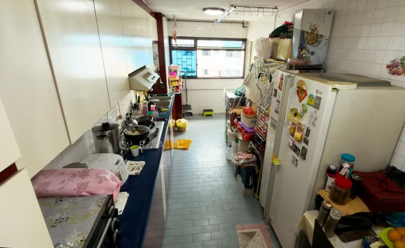 269 Yishun Street 22, 269 Yishun Street 22, 3 Bedrooms, 1,119 sqft, HDB Flat For Sale, by Grace Tan, 500236011 - Kitchen - PropertyGuru.com.sg