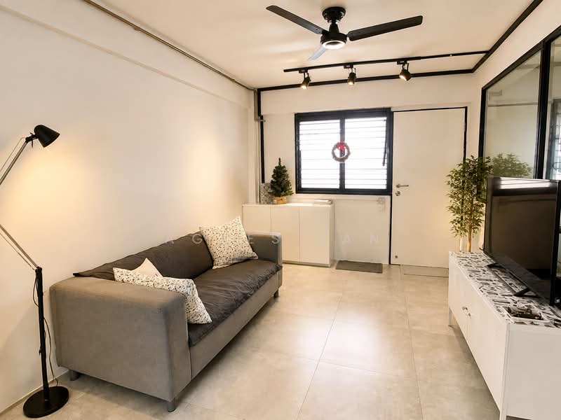 35 Marine Crescent, 35 Marine Crescent, 2 Bedrooms, 635 sqft, HDB Flat For Sale, by Agnes Tan, 500236016 - Living Room - PropertyGuru.com.sg