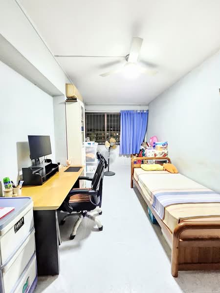 136 Serangoon North Avenue 2, 136 Serangoon North Avenue 2, 3 Bedrooms, 1,109 sqft, HDB Flat For Sale, by Aaron Loon, 500236029 - Bedroom - PropertyGuru.com.sg
