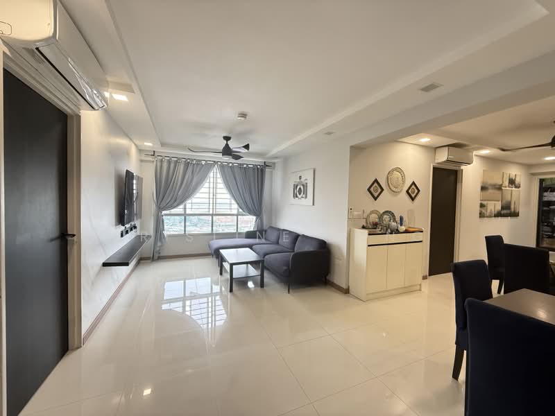 228A Ang Mo Kio Street 23, 228A Ang Mo Kio Street 23, 4 Bedrooms, 1,292 sqft, HDB Flat For Sale, by Kristine Wong, 500236033 - Living Room - PropertyGuru.com.sg