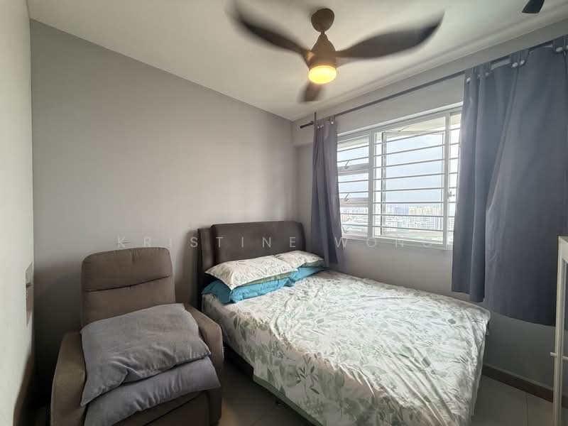 228A Ang Mo Kio Street 23, 228A Ang Mo Kio Street 23, 4 Bedrooms, 1,292 sqft, HDB Flat For Sale, by Kristine Wong, 500236033 - Bedroom - PropertyGuru.com.sg