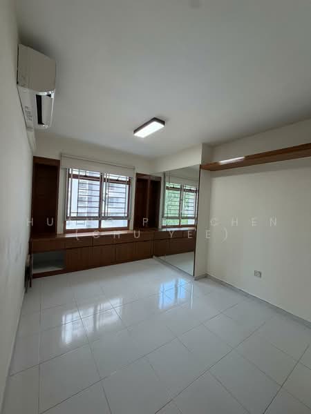315B Anchorvale Road, 315B Anchorvale Road, Hougang / Punggol / Sengkang, 3 Bedrooms, 1,184 sqft, HDB Flat For Sale, by Huang Pei Chen (Chu Yee), 500236035 - Bedroom - PropertyGuru.com.sg