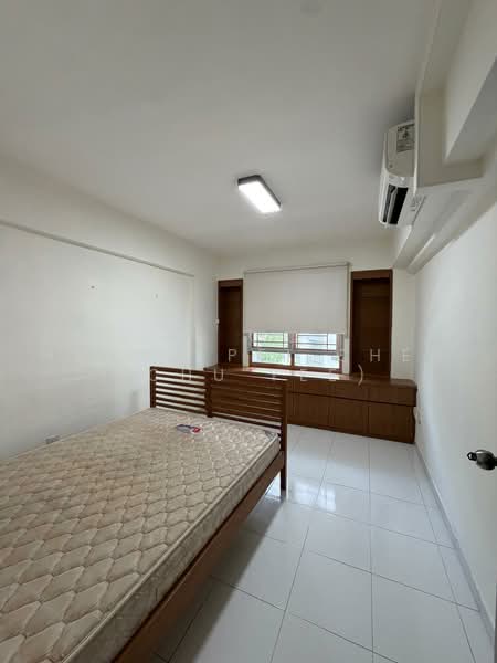 315B Anchorvale Road, 315B Anchorvale Road, Hougang / Punggol / Sengkang, 3 Bedrooms, 1,184 sqft, HDB Flat For Sale, by Huang Pei Chen (Chu Yee), 500236035 - Bedroom - PropertyGuru.com.sg