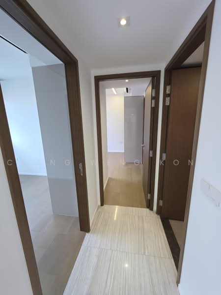 Parc Esta, 822 Sims Avenue, Eunos / Geylang / Paya Lebar, 2 Bedrooms, 743 sqft, Condominium For Sale, by Chang Weng Kong, 500236037 - Room corridor - PropertyGuru.com.sg