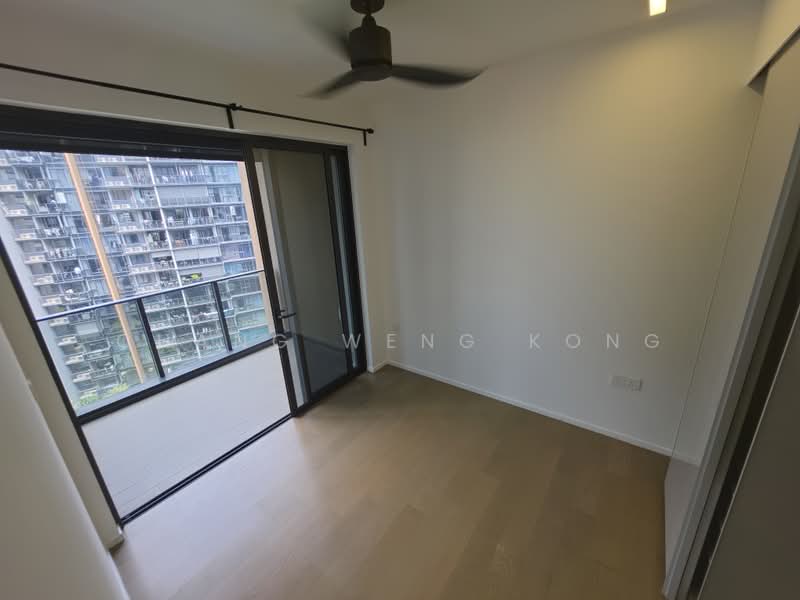 Parc Esta, 822 Sims Avenue, Eunos / Geylang / Paya Lebar, 2 Bedrooms, 743 sqft, Condominium For Sale, by Chang Weng Kong, 500236037 - Master bedroom - PropertyGuru.com.sg