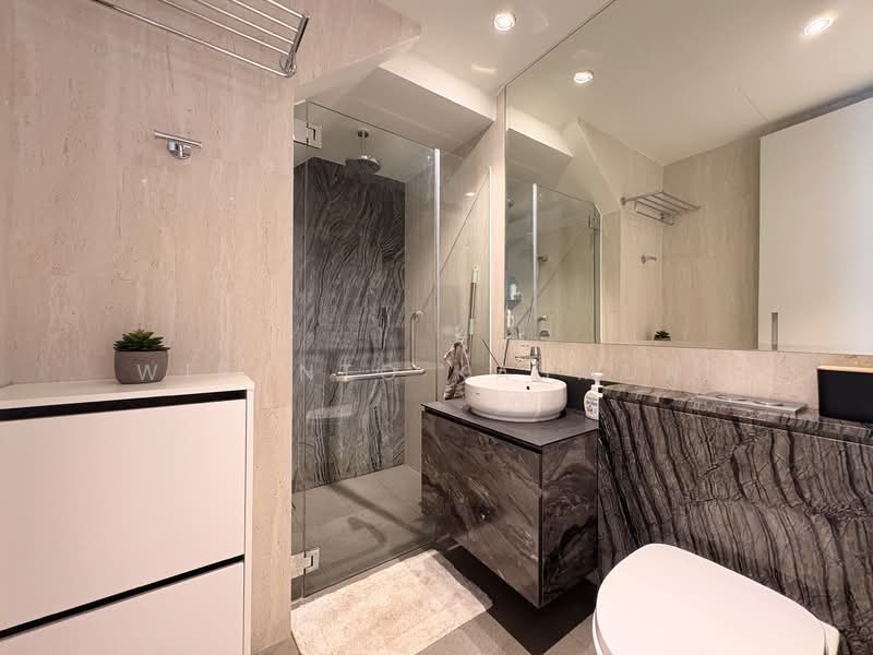CHEAPEST Freehold Penthouse. 1KM River Valley Pri, , 2 Bedrooms, 839 sqft, Condominium For Sale, by Wiranto Kasmuri, 500236039 - Bathroom - PropertyGuru.com.sg
