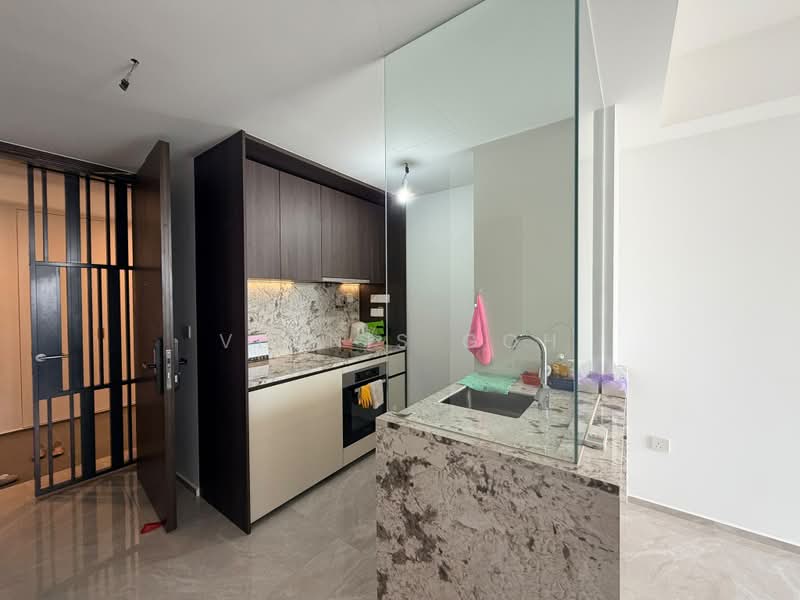 Tembusu Grand, 94 Jalan Tembusu, East Coast / Marine Parade, 2 Bedrooms, 667 sqft, Condominium For Sale, by Vernis Goh, 500236057 - Kitchen - PropertyGuru.com.sg