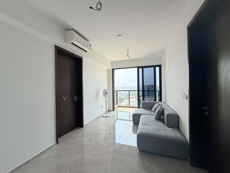 Tembusu Grand, 94 Jalan Tembusu, East Coast / Marine Parade, 2 Bedrooms, 667 sqft, Condominium For Sale, by Vernis Goh, 500236057 - Living Room - PropertyGuru.com.sg