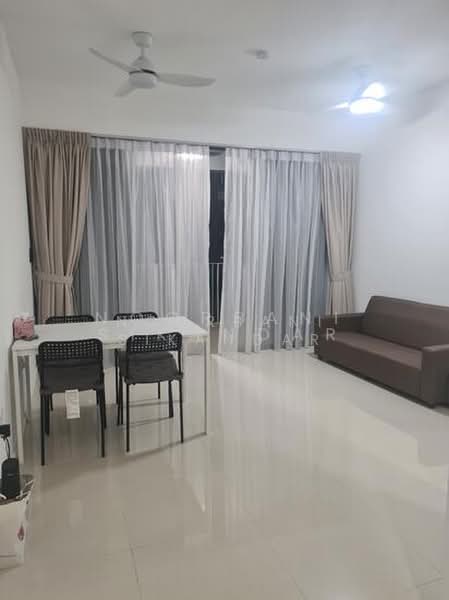 The Jovell, 13 Flora Drive, 3 Bedrooms, 904 sqft, Condominium For Rent, by Noorbani Sikandar, 500236068 - Living Room - PropertyGuru.com.sg