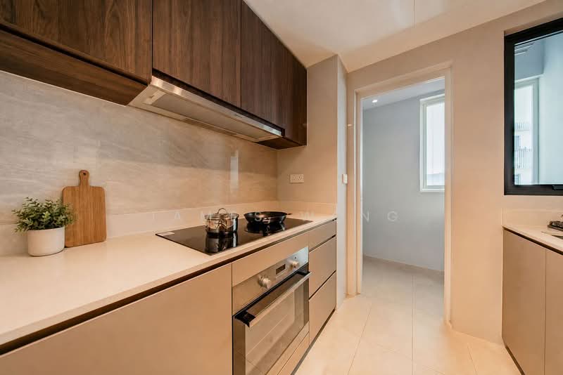 Riverfront Residences, 49 Hougang Avenue 7, 3 Bedrooms, 1,066 sqft, Condominium For Sale, by James Wong, 500236073 - Kitchen - PropertyGuru.com.sg