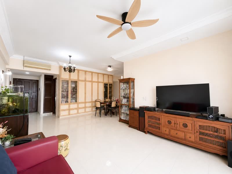 Castle Green, 485 Yio Chu Kang Road, 4 Bedrooms, 1,410 sqft, Condominium For Sale, by Jacob Ong, 500236079 - Living Room - PropertyGuru.com.sg