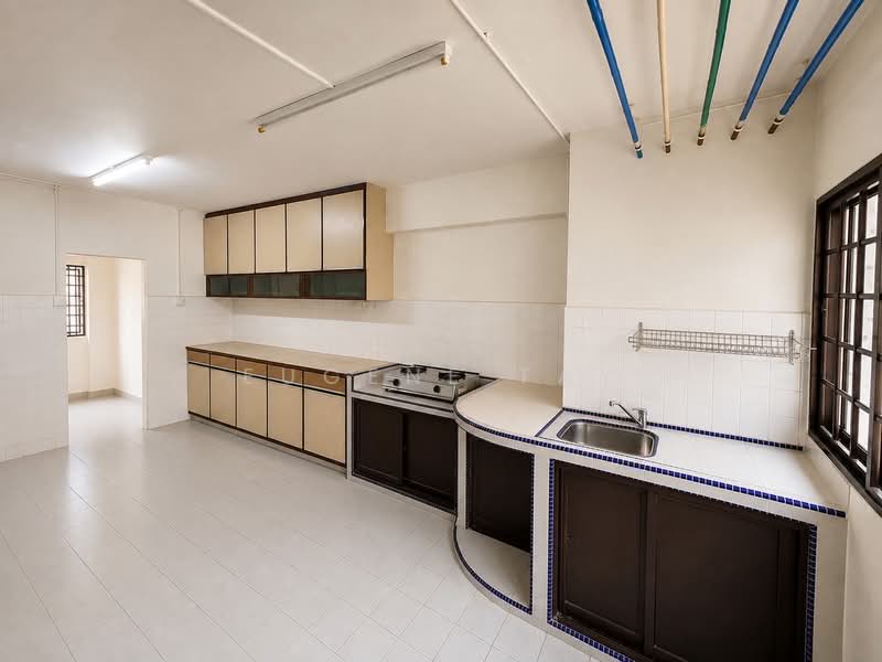 202 Ang Mo Kio Avenue 3, 202 Ang Mo Kio Avenue 3, Ang Mo Kio / Bishan / Thomson, 2 Bedrooms, 720 sqft, HDB Flat For Sale, by Eugene Tay, 500236084 - Kitchen - PropertyGuru.com.sg