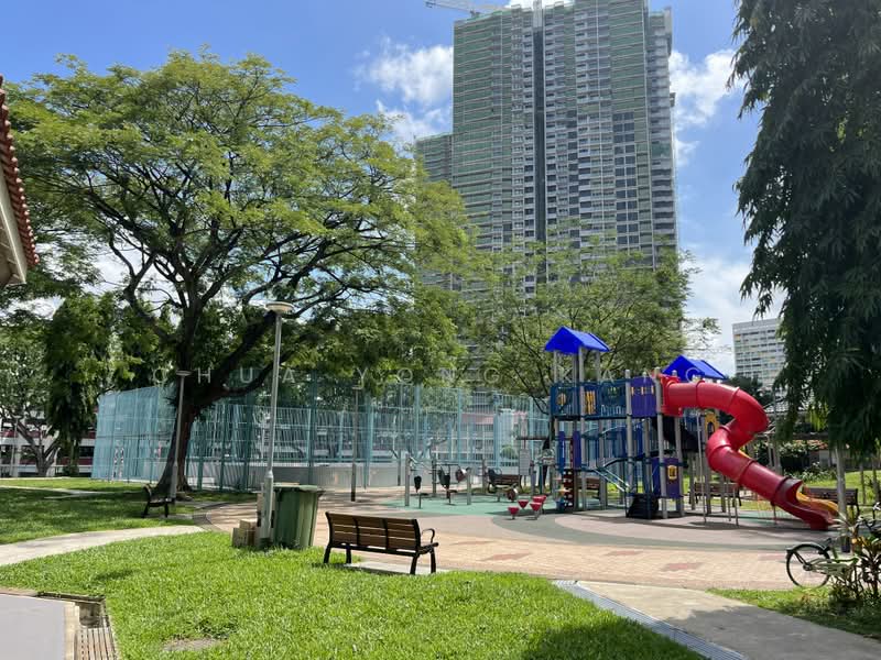 53 Lorong 5 Toa Payoh, 53 Lorong 5 Toa Payoh, 2 Bedrooms, 732 sqft, HDB Flat For Sale, by Chua Yong Kang, 500236086 - Exterior - PropertyGuru.com.sg