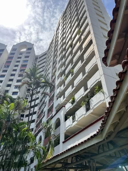 53 Lorong 5 Toa Payoh, 53 Lorong 5 Toa Payoh, 2 Bedrooms, 732 sqft, HDB Flat For Sale, by Chua Yong Kang, 500236086 - Exterior - PropertyGuru.com.sg