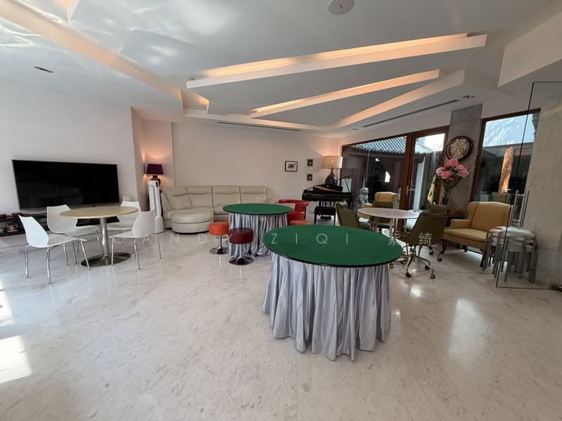 Jubilee Road, 1 Jubilee Road, 5 Bedrooms, 8,955 sqft, Detached House For Sale, by Candy ZiQi 紫绮, 500236104 - Living Room - PropertyGuru.com.sg