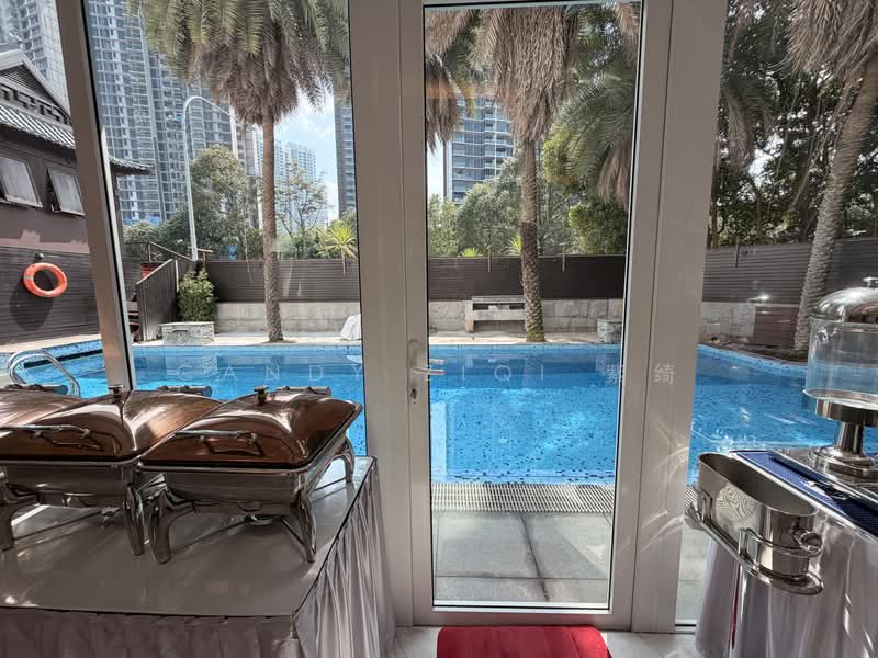 Jubilee Road, 1 Jubilee Road, 5 Bedrooms, 8,955 sqft, Detached House For Sale, by Candy ZiQi 紫绮, 500236104 - Pool - PropertyGuru.com.sg