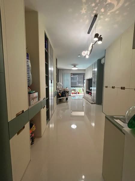 Treasure at Tampines, 41 Tampines Lane, 4 Bedrooms, 1,238 sqft, Condominium For Sale, by MJ Zhuo, 500236118 - Interior - PropertyGuru.com.sg