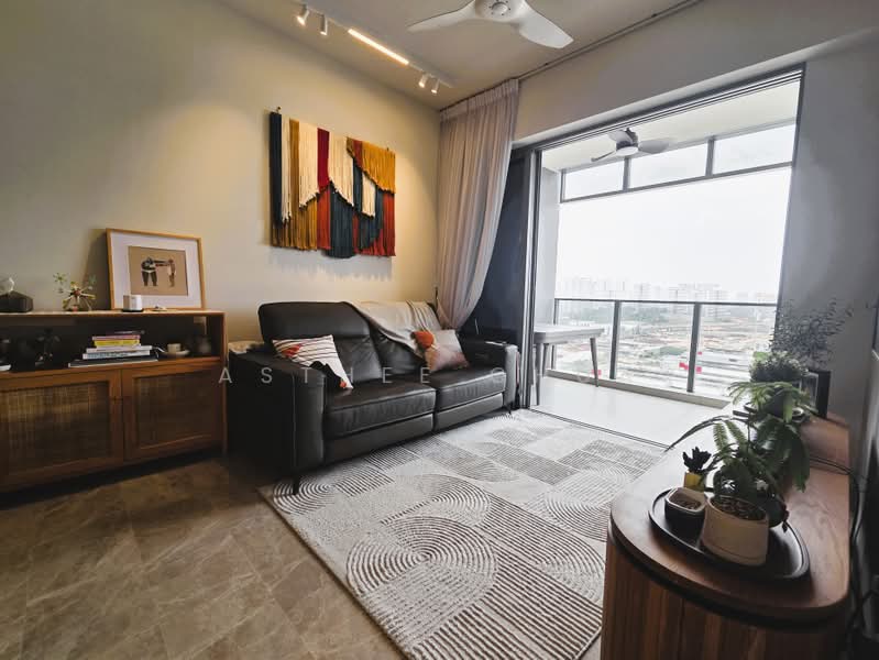 JadeScape, 2 Shunfu Road, 3 Bedrooms, 904 sqft, Condominium For Sale, by Asthee Chua, 500236123 - Living Room - PropertyGuru.com.sg