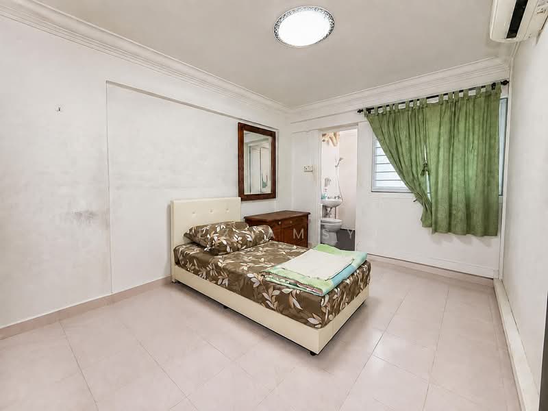 458 Tampines Street 42, 458 Tampines Street 42, 3 Bedrooms, 904 sqft, HDB Flat For Sale, by Jerez Amsyar, 500236124 - Bedroom - PropertyGuru.com.sg