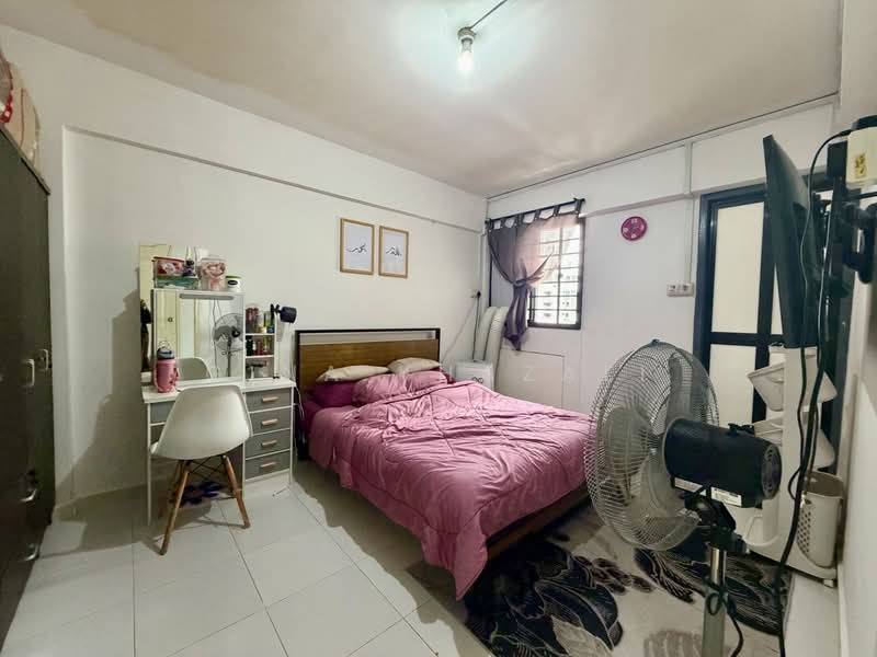 107 Yishun Ring Road, 107 Yishun Ring Road, 2 Bedrooms, 721 sqft, HDB Flat For Sale, by Gina Khazali, 500236126 - Bedroom - PropertyGuru.com.sg