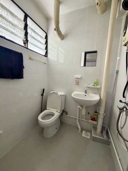 107 Yishun Ring Road, 107 Yishun Ring Road, 2 Bedrooms, 721 sqft, HDB Flat For Sale, by Gina Khazali, 500236126 - Bathroom - PropertyGuru.com.sg