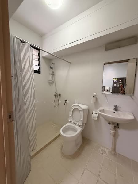 486 Admiralty Link, 486 Admiralty Link, 3 Bedrooms, 1,184 sqft, HDB Flat For Rent, by Colleen Lim, 500236127 - Bathroom - PropertyGuru.com.sg