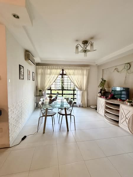 486 Admiralty Link, 486 Admiralty Link, 3 Bedrooms, 1,184 sqft, HDB Flat For Rent, by Colleen Lim, 500236127 - Living Room - PropertyGuru.com.sg