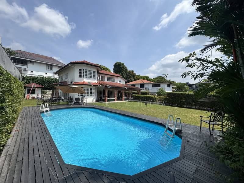 Rare 9,591 sqft Elevated Land in Hua Guan | 999-Year Detached, , 5 Bedrooms, 6,000 sqft, Detached House For Sale, by Zack Chua, 500236130 - Expansive private grounds - PropertyGuru.com.sg