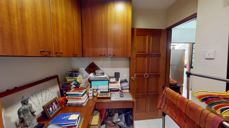 Tai Hwan, Tai Hwan terrace, 4 Bedrooms, 2,490 sqft, Terraced House For Sale, by Lynn Yeo, 500236136 - Study - PropertyGuru.com.sg