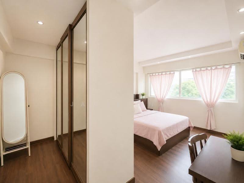 718 Bedok Reservoir Road, 718 Bedok Reservoir Road, Bedok / Upper East Coast, 3 Bedrooms, 1,571 sqft, HDB Flat For Sale, by Jacob Ong, 500236145 - Bedroom - PropertyGuru.com.sg