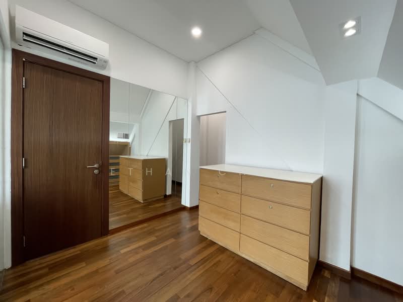Dunsfold 18, 45D Dunsfold Drive, 5 Bedrooms, 4,454 sqft, Detached House For Sale, by Ethan Chin, 500236147 - Interior - PropertyGuru.com.sg