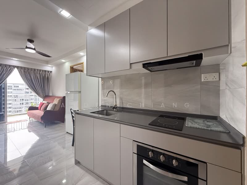 High Park Residences, 31 Fernvale Road, 2 Bedrooms, 581 sqft, Condominium For Rent, by Jayden Chiang, 500236152 - Kitchen - PropertyGuru.com.sg