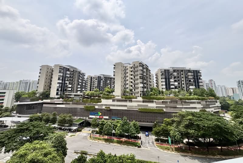 Esparina Residences, 113 Compassvale Bow, 2 Bedrooms, 829 sqft, Condominium For Rent, by Jason Liew 俊明, 500236160 - Exterior - PropertyGuru.com.sg