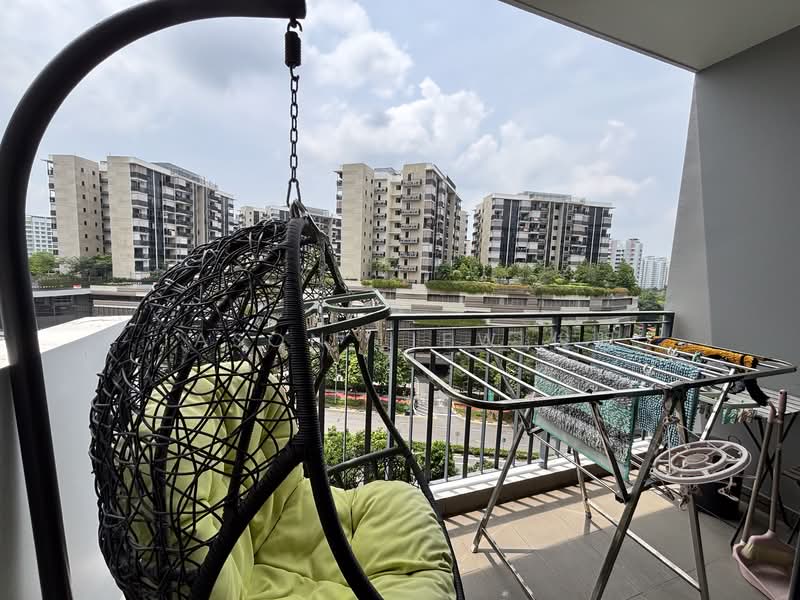 Esparina Residences, 113 Compassvale Bow, 2 Bedrooms, 829 sqft, Condominium For Rent, by Jason Liew 俊明, 500236160 - Balcony - PropertyGuru.com.sg