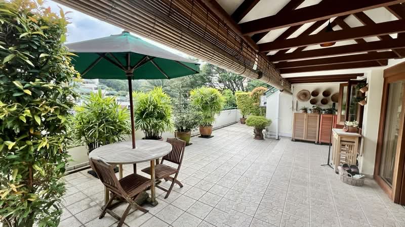 Pandan Valley, 5 Pandan Valley, Clementi Park / Upper Bukit Timah, 5 Bedrooms, 3,251 sqft, Condominium For Sale, by Kelly Tan, 500236165 - Balcony - PropertyGuru.com.sg