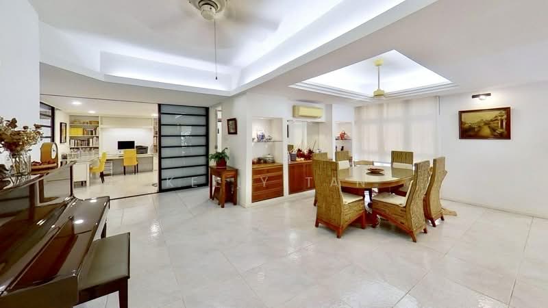 Pandan Valley, 5 Pandan Valley, Clementi Park / Upper Bukit Timah, 5 Bedrooms, 3,251 sqft, Condominium For Sale, by Kelly Tan, 500236165 - Dining - PropertyGuru.com.sg