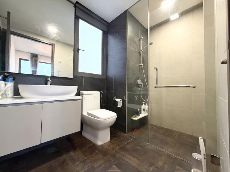 Vue 8 Residence, Pasir Ris Heights, 2 Bedrooms, 775 sqft, Condominium For Rent, by Ten Yuyu, 500236168 - Bathroom - PropertyGuru.com.sg