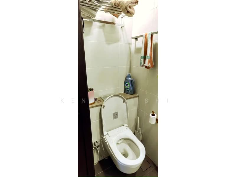 The Lilium, 31  How Sun Road, 2 Bedrooms, 700 sqft, Condominium For Rent, by Kenneth Shi, 500236169 - Bathroom - PropertyGuru.com.sg