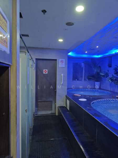 Rare 6,000 sqft CAT 1 Spa & Wellness Business for Takeover — Taman Jurong, Boon Lay / Jurong / Tuas, 6,000 sqft, Other Retail For Rent, by William Choo, 500236173 - Pool - CommercialGuru.com.sg