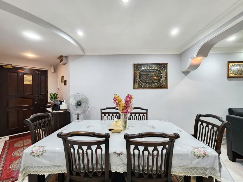 465 Choa Chu Kang Avenue 4, 465 Choa Chu Kang Avenue 4, Dairy Farm / Bukit Panjang / Choa Chu Kang, 4 Bedrooms, 1,324 sqft, HDB Flat For Sale, by Aiman Roza, 500236186 - Dining Room - PropertyGuru.com.sg