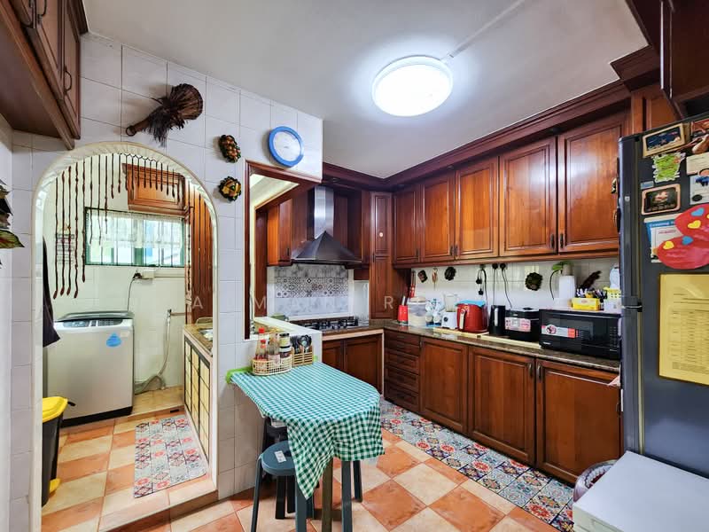 465 Choa Chu Kang Avenue 4, 465 Choa Chu Kang Avenue 4, Dairy Farm / Bukit Panjang / Choa Chu Kang, 4 Bedrooms, 1,324 sqft, HDB Flat For Sale, by Aiman Roza, 500236186 - Kitchen - PropertyGuru.com.sg