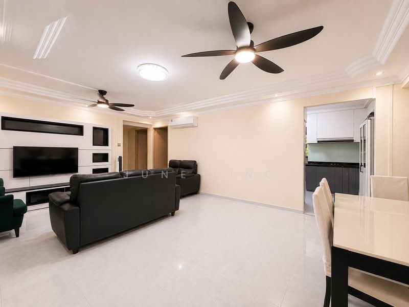 702 Woodlands Drive 40, 702 Woodlands Drive 40, 3 Bedrooms, 1,098 sqft, HDB Flat For Sale, by June Ling, 500236202 - Living Room - PropertyGuru.com.sg