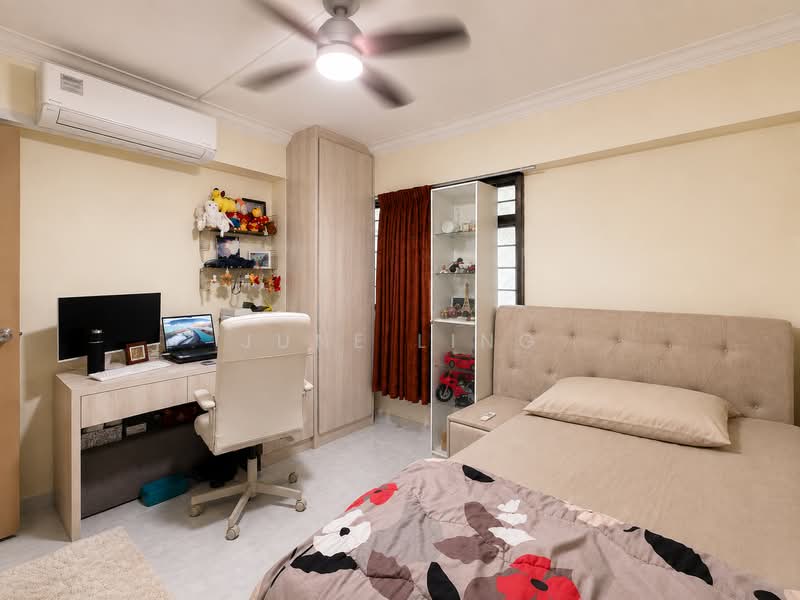 702 Woodlands Drive 40, 702 Woodlands Drive 40, 3 Bedrooms, 1,098 sqft, HDB Flat For Sale, by June Ling, 500236202 - Bedroom - PropertyGuru.com.sg