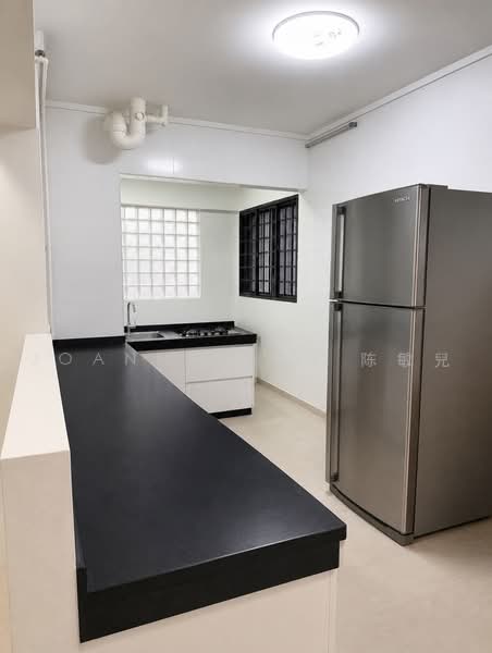 325 Sembawang Crescent, 325 Sembawang Crescent, 4 Bedrooms, 1,324 sqft, HDB Flat For Sale, by Joanna Tan 陈敏兒, 500236215 - Kitchen - PropertyGuru.com.sg