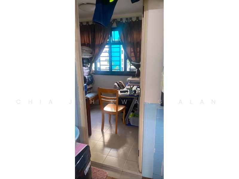 76 Lorong Limau, 76 Lorong Limau, 3 Bedrooms, 700 sqft, HDB Flat For Sale, by Chia Jyh Kwang Alan, 500236222 - Study - PropertyGuru.com.sg