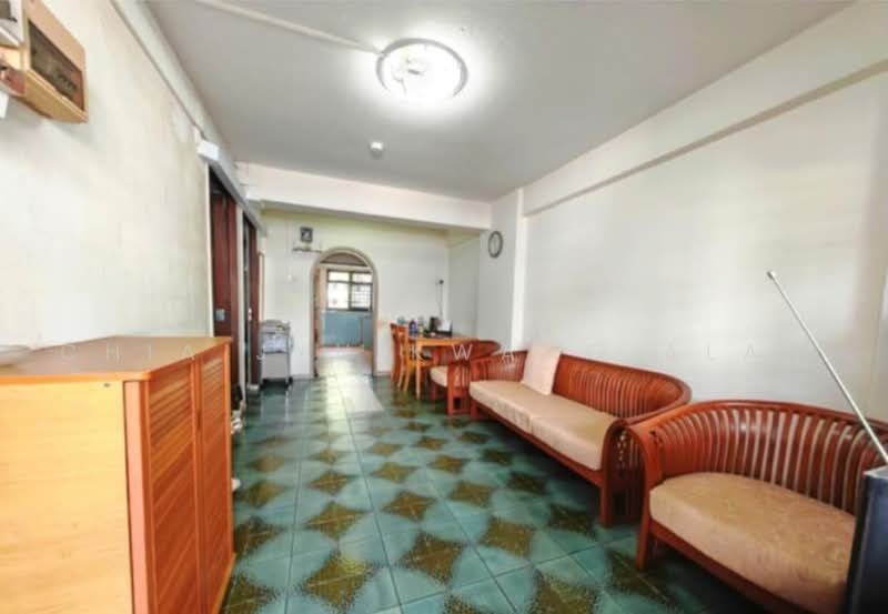 76 Lorong Limau, 76 Lorong Limau, 3 Bedrooms, 700 sqft, HDB Flat For Sale, by Chia Jyh Kwang Alan, 500236222 - Living Room - PropertyGuru.com.sg
