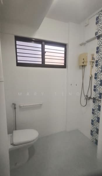 109 Bukit Purmei Road, 109 Bukit Purmei Road, 2 Bedrooms, 796 sqft, HDB Flat For Sale, by Mary Teng, 500236226 - Bathroom - PropertyGuru.com.sg