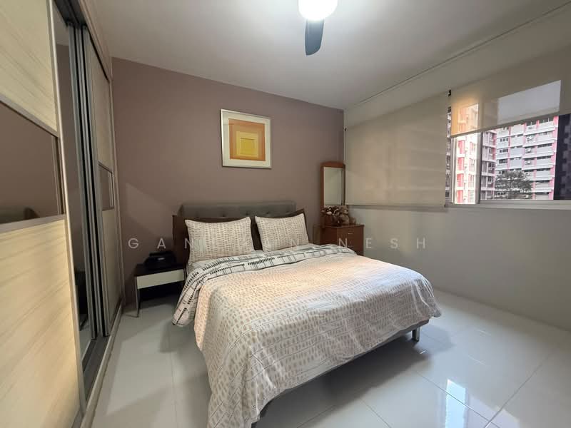 449 Hougang Avenue 10, 449 Hougang Avenue 10, 3 Bedrooms, 1,614 sqft, HDB Flat For Sale, by Ganesan Nesh, 500236234 - Bedroom - PropertyGuru.com.sg
